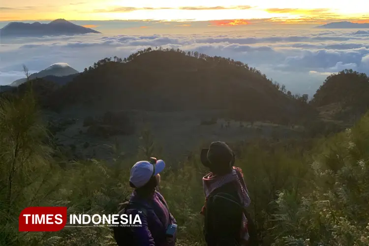 Tren Mendaki Gunung, Gaya Hidup Sehat Fisik dan Mental ala Gen Z